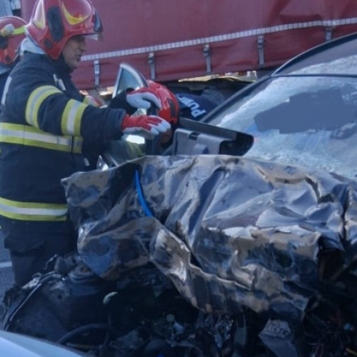 Accident grav pe DN 1 în Bihor: patru răniți, trafic blocat