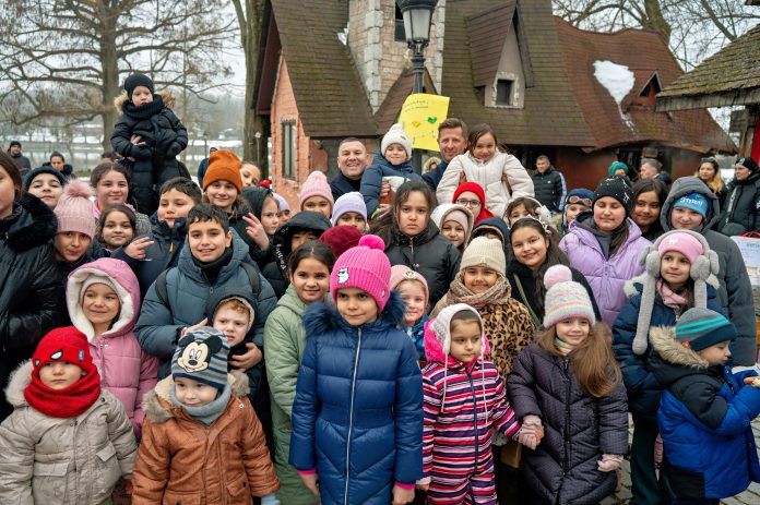 Primăvara a debutat la Mogoșoaia cu târgul „Mărțișor cu suflet”