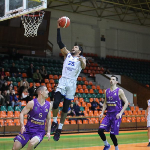 CSM Focșani 2007 a învins liderul SCM Timișoara într-un meci important în Liga Națională de baschet masculin