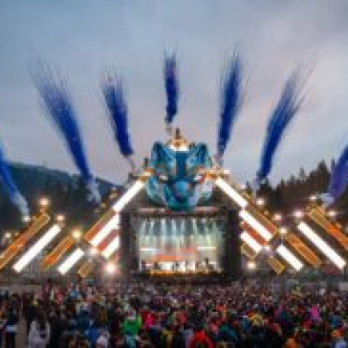 Programul complet al Festivalului Massif 2024 a fost anunțat! Artiști de top pe scena principală și petreceri VIP, în perioada 14-17 martie în Poiana Brașov. Abonamente disponibile pe bemassif.com.