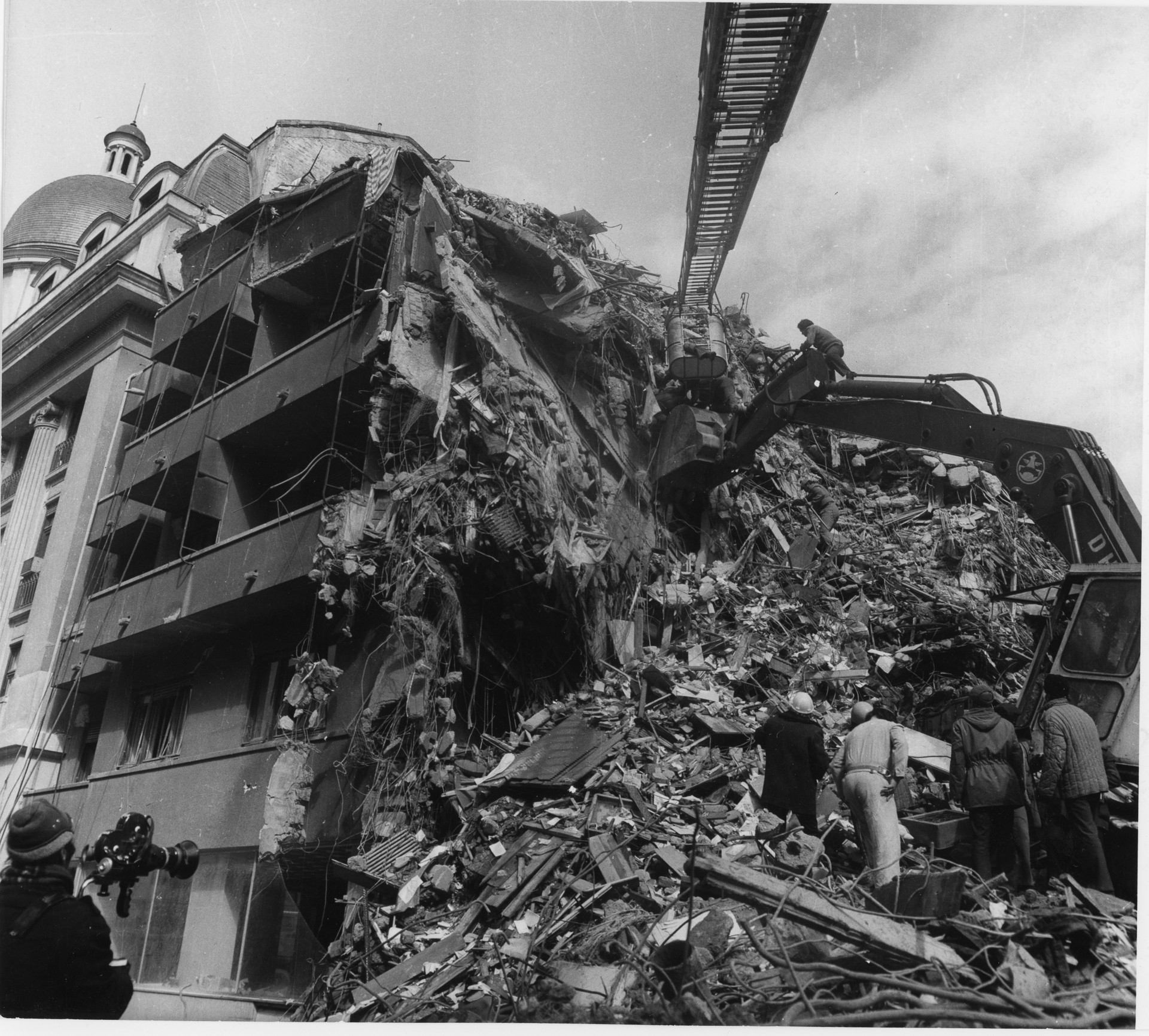 49 de ani de la cutremurul devastator din 1977, România își amintește tragedia