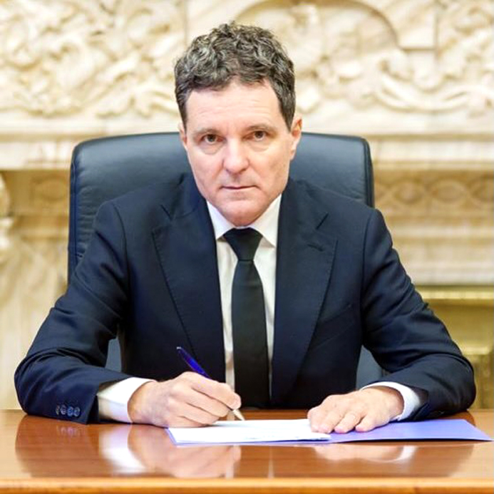 Mihai Dimian, noul ministru al Educației, a depus jurământul