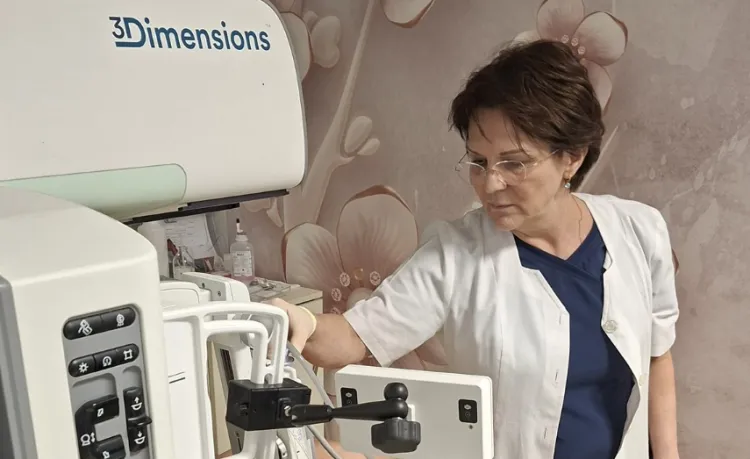 Biopsie ghidată prin CEM realizată în premieră la Cluj-Napoca