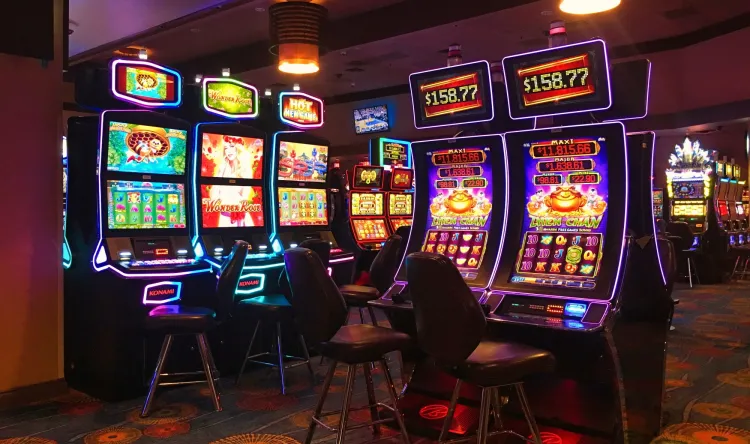 USR propune interzicerea sălilor de jocuri de noroc în Cluj-Napoca