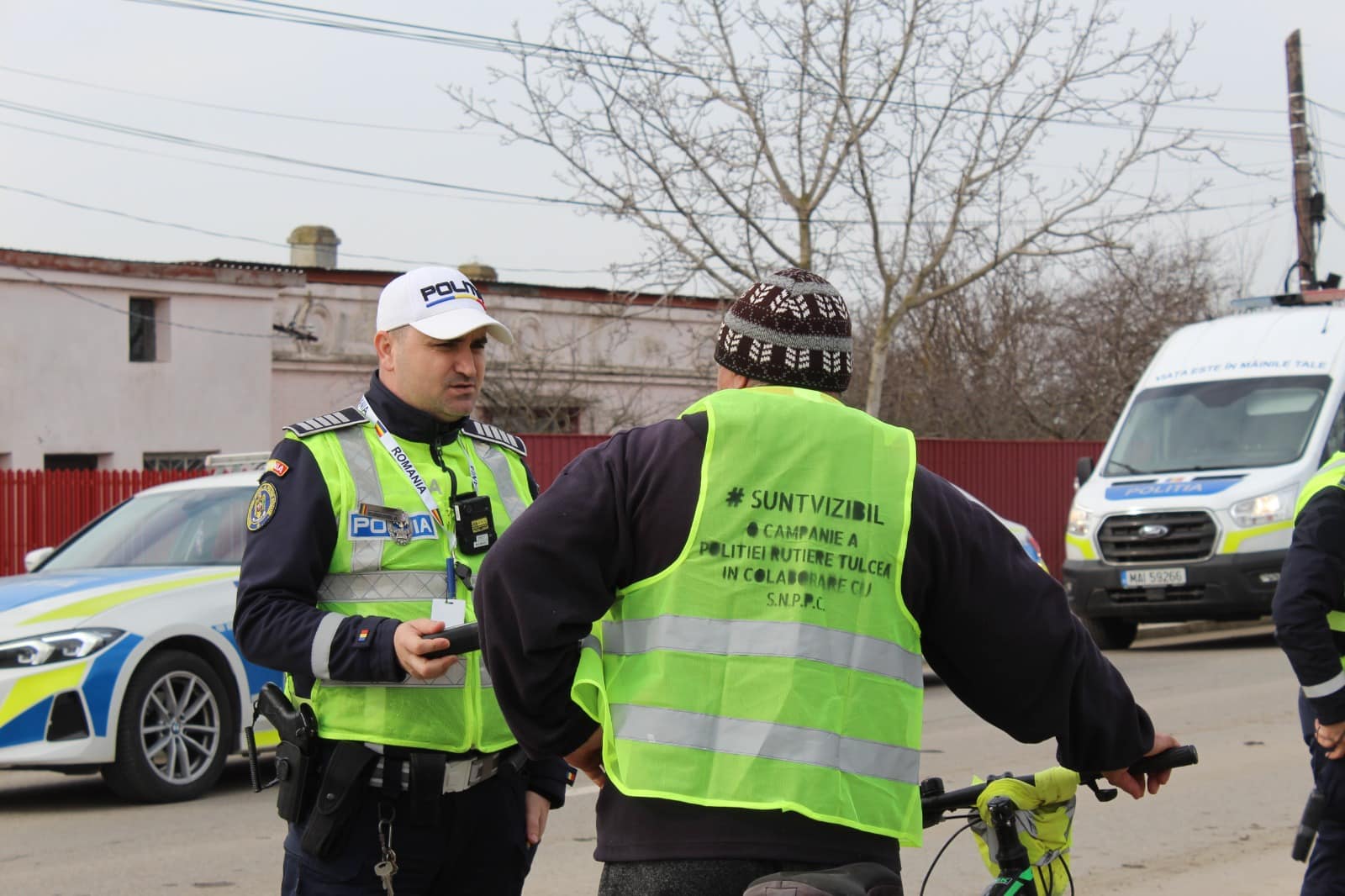Poliția Tulcea lansează campania „Sunt vizibil” pentru siguranța pietonilor și bicicliștilor