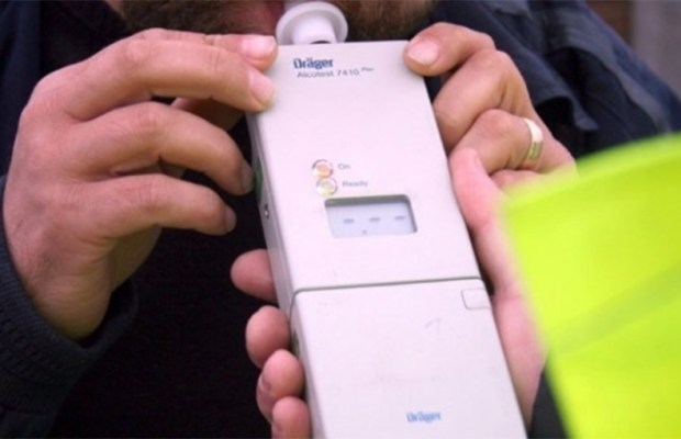 Trei șoferi prinși băuți la volan în județul Galați