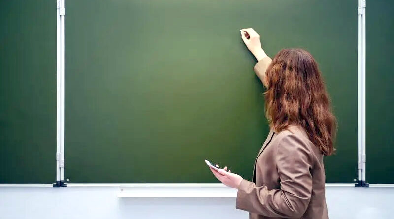 Un profesor din Hunedoara refuză să participe la simulările naționale