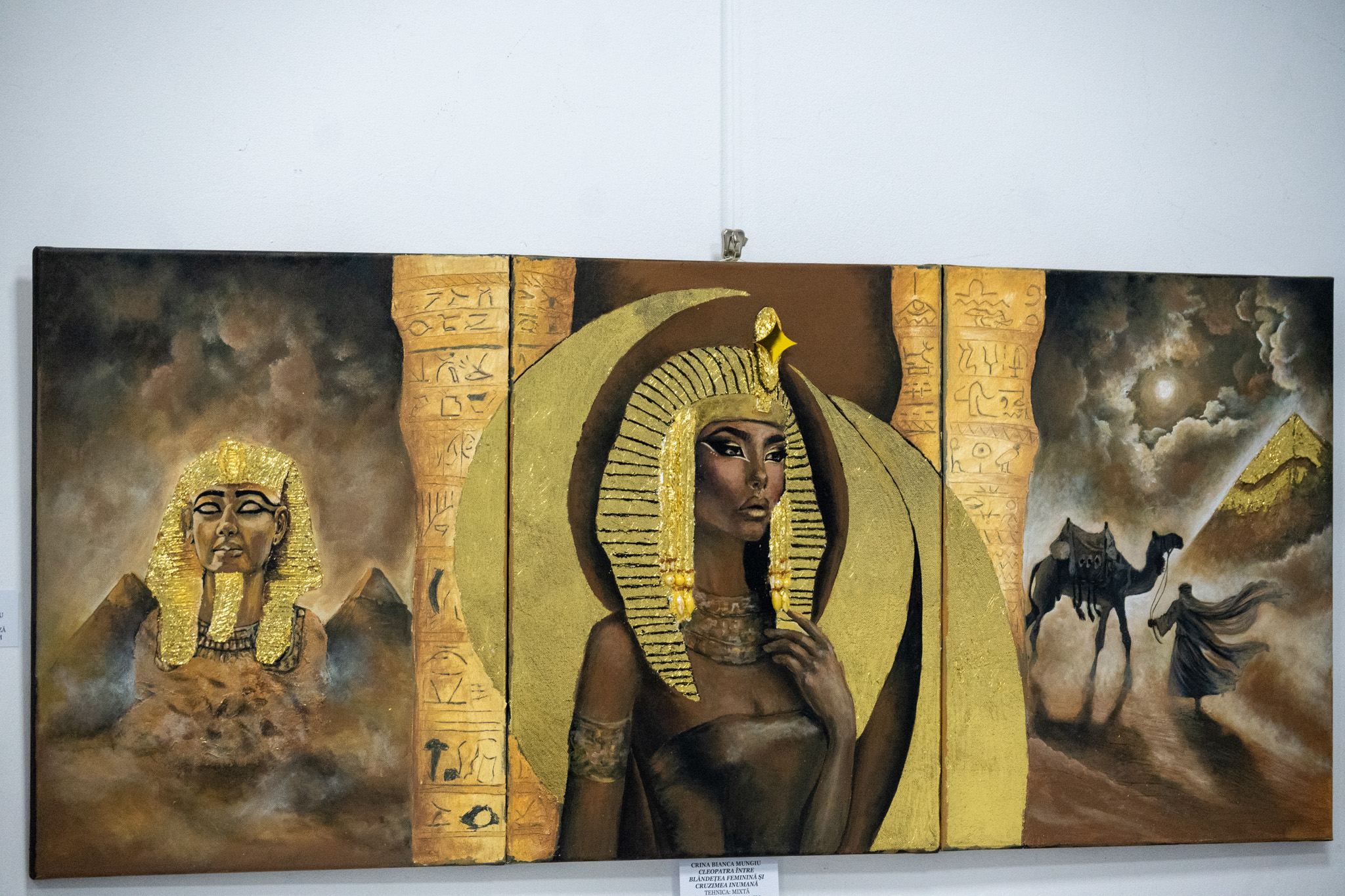 Expoziția „Arta vasluiană la feminin” se deschide vineri la Muzeul Județean