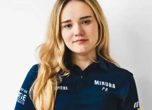 Miruna Frîncu, elevă deosebită la Buzău, strălucește în domeniul roboticii