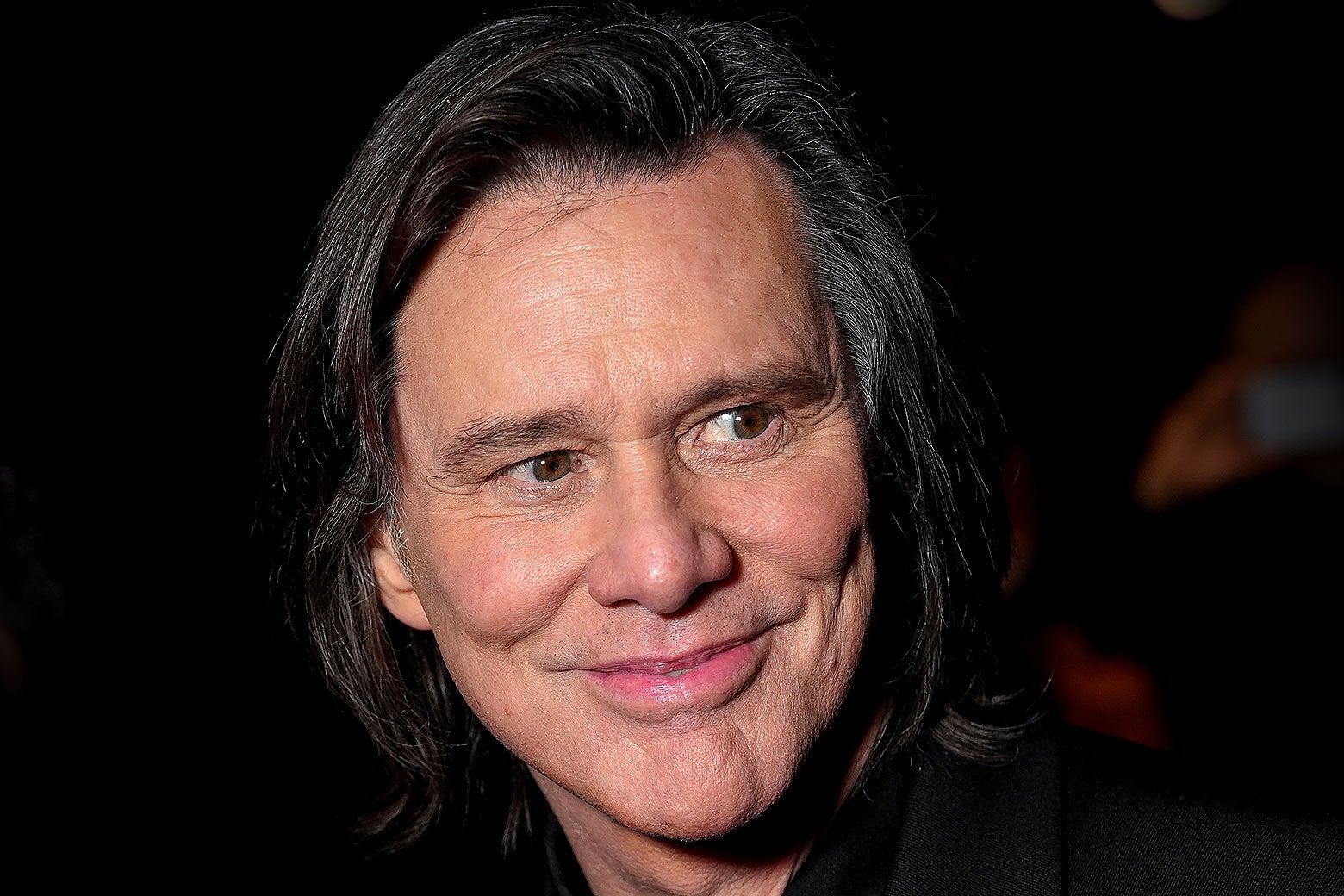 Fața unui actor îndrăgit este acum nerecunoscută, dar noi ar trebui să ne uităm în oglindă