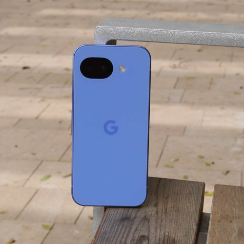Am folosit Google Pixel 10a timp de două săptămâni și mă face să mă întreb dacă prețul este o caracteristică