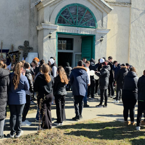 Tragedie în comunitatea din Cucorăni: Dănuț, un elev de 14 ani, a decedat