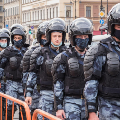 Poliția din Moscova dispersă sărbătoarea iranienilor după asasinarea liderului suprem