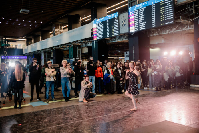 Opera Națională București celebrează Ziua Femeii la Aeroportul Henri Coandă