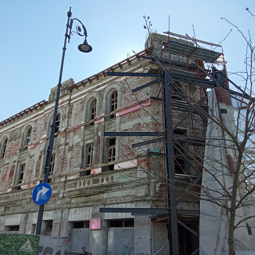 Lucrările de renovare la Palatul „Simion Gheorghiu” avansează cu modificări de contract