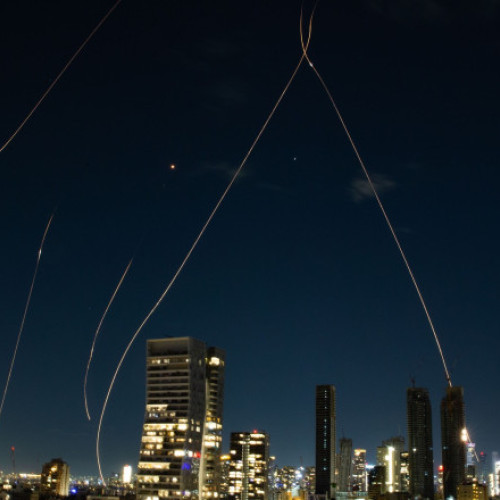 Rachetele balistice iraniene, îmbunătățite cu ajutorul Rusiei, amenință Golful Persic