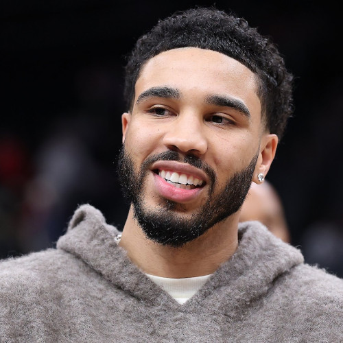 Tatum, starul Celtics, își face debutul în sezonul 2026 vineri