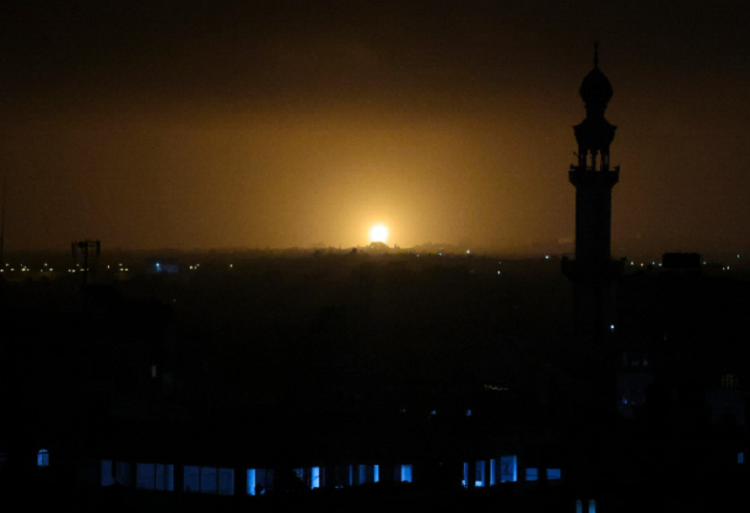 Atacuri aeriene în Harkov și Dnipropetrovsk ucid mai multe persoane