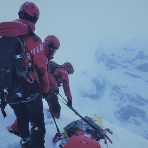 Aproape 40 de turiști salvați de echipele Salvamont România