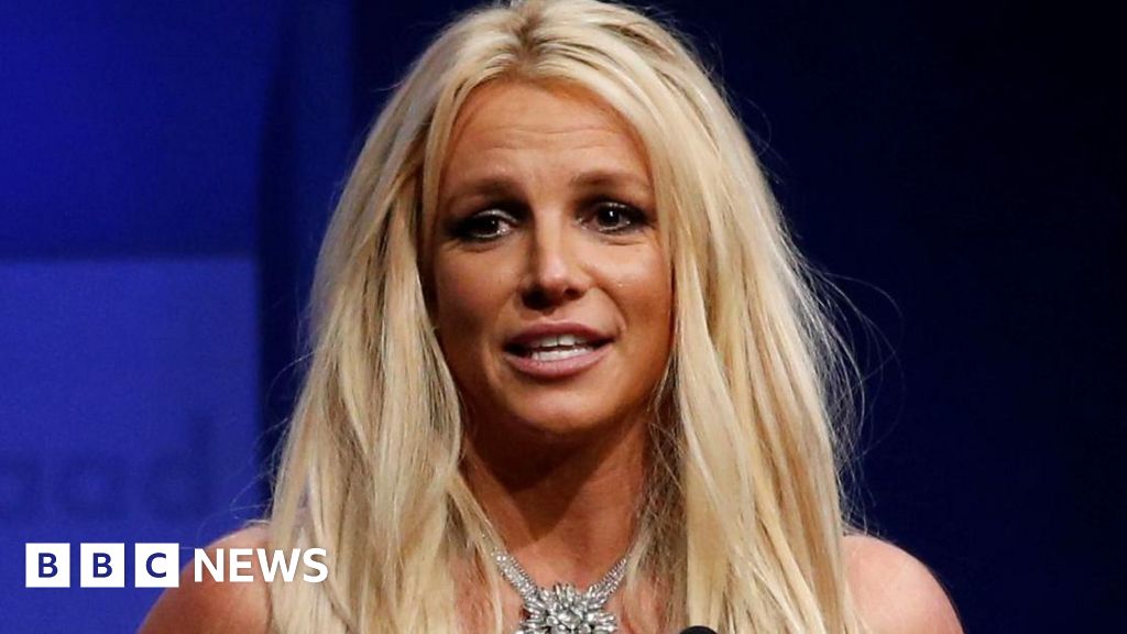 Britney Spears arestată în California pentru suspiciune de conducere sub influență