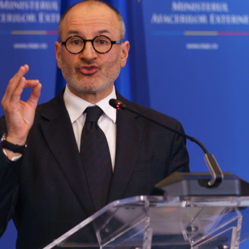 MAE reacționează după acuzațiile lui Victor Ponta privind repatrierea fiicei sale