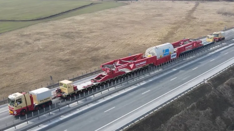 Transporturi agabaritice pe drumurile din România în această seară