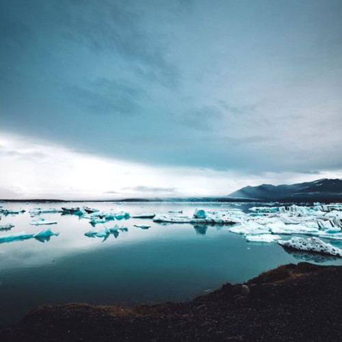 Studiu: Hektoria, ghețar din Antarctica, suferă o prăbușire accelerată