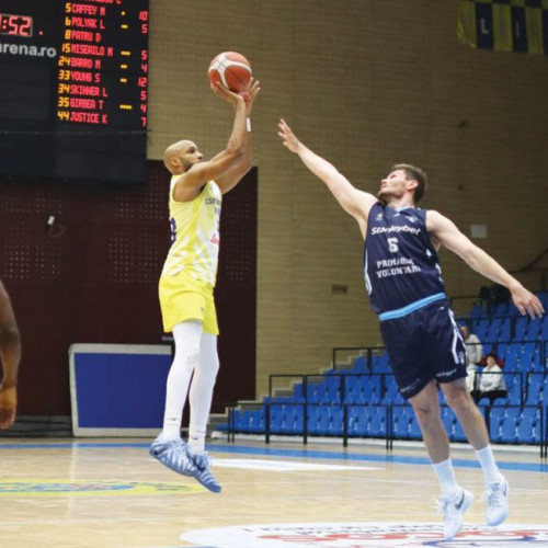 CSM BBA Petrolul Ploieşti revine în competiţie cu o înfrângere strânsă