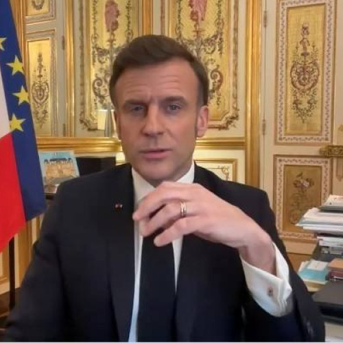 Macron vizitează Cipru pentru a întări securitatea regională