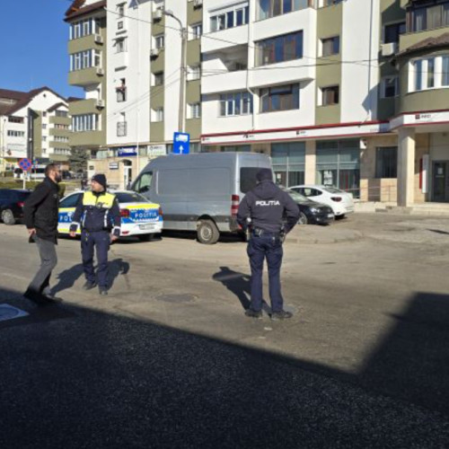 Alertă de securitate la BRD Dorohoi după găsirea unui pachet suspect