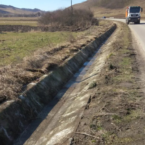 Consiliul Județean Cluj începe lucrări de întreținere pe drumuri județene