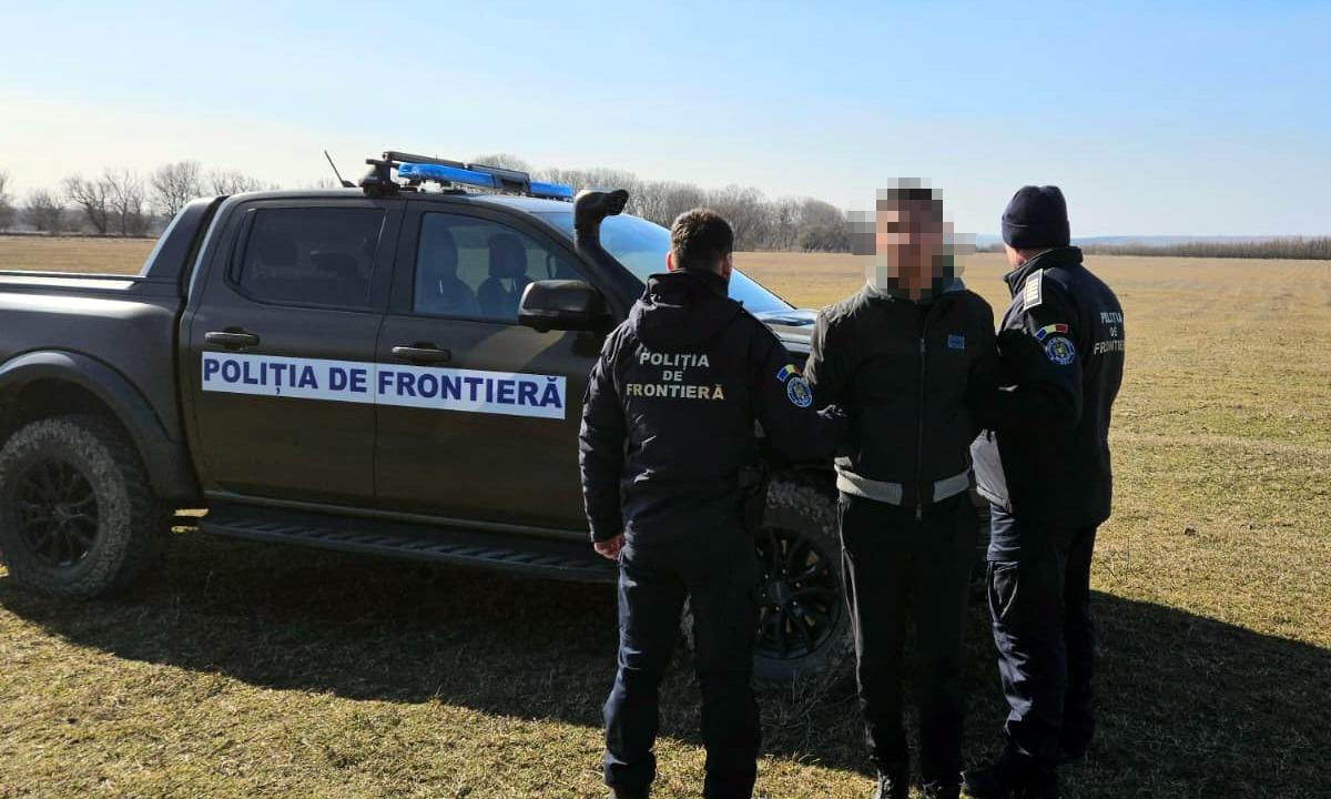 Un uzbec a încercat să intre ilegal în România înot, fiind urmărit de Interpol