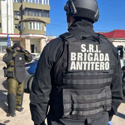 Colet suspect provocat panică în Dorohoi, pirotehniștii intervin rapid