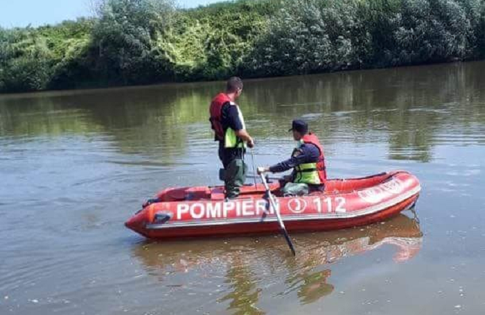 Pompierii din Pitești descoperă trupul unui bărbat în râul Argeș