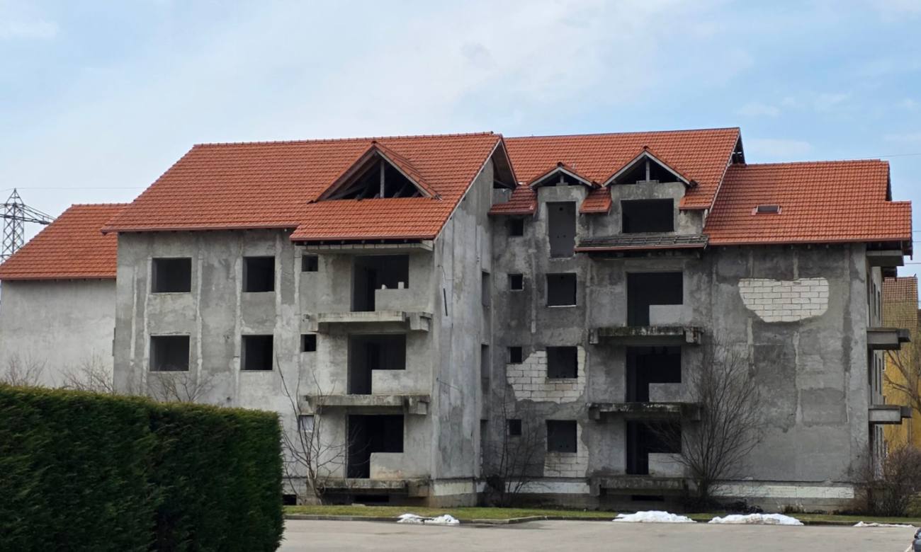 Primarul din Târgoviște critică ANL pentru blocurile abandonate din Sagricom