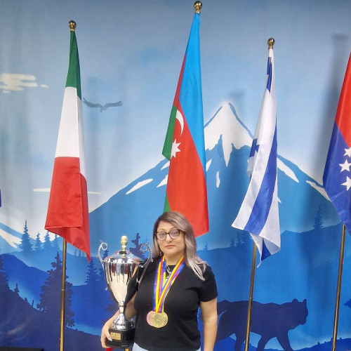 Mihaela Zorilă încurajează femeile să se aprecieze de Ziua Femeii