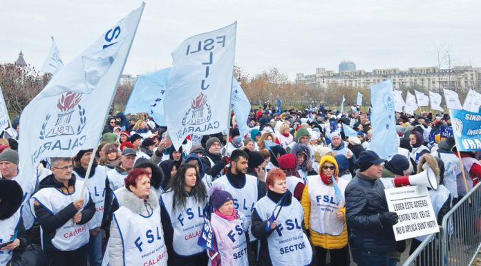 Profesoarele din România protestează împotriva simulărilor examenelor naționale