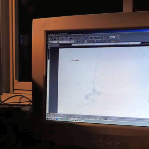 Cât de utilizabil este Windows 98 în 2026?