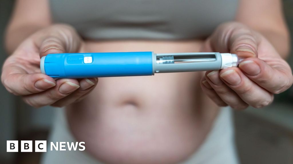 Două decese legate de injecțiile pentru slăbire raportate autorităților din Marea Britanie