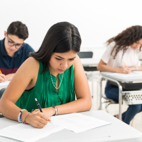 Sindicatele din Educație avertizează: Simulările examenelor ar putea fi afectate