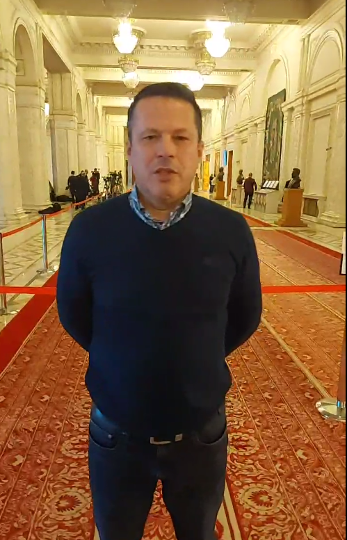 Protestele angajaților Complexului Energetic Oltenia continuă în Târgu Jiu