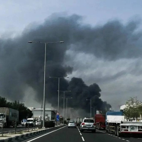 Incendiu la rafinăria Ruwais din Abu Dhabi, provocat de un atac cu drone