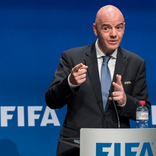 Michel Platini critică fotbalul modern și pe Gianni Infantino