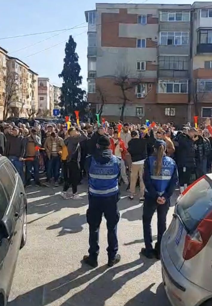 Minerii din Complexul Energetic Oltenia protestează în București pentru a evita concedierile