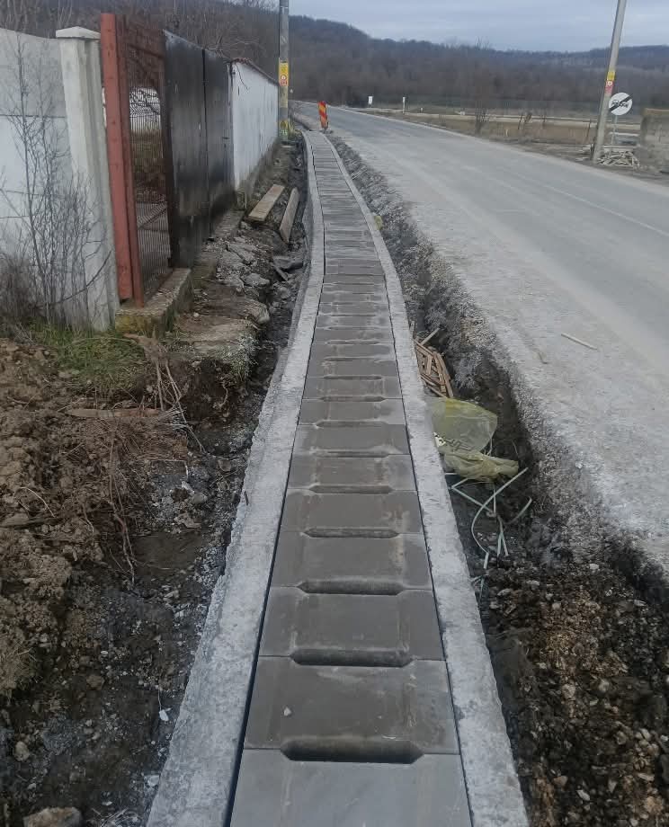 Lucrările de infrastructură rutieră din Gorj au fost reluate