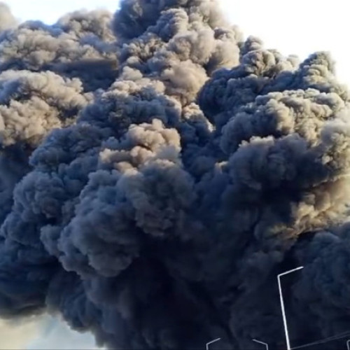 Incendiu devastator la o fabrică de polistiren în Arad