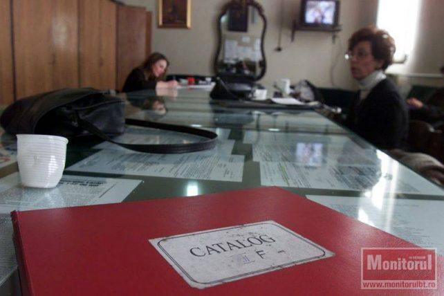 Peste 73.000 de profesori refuză să participe la simulările naționale