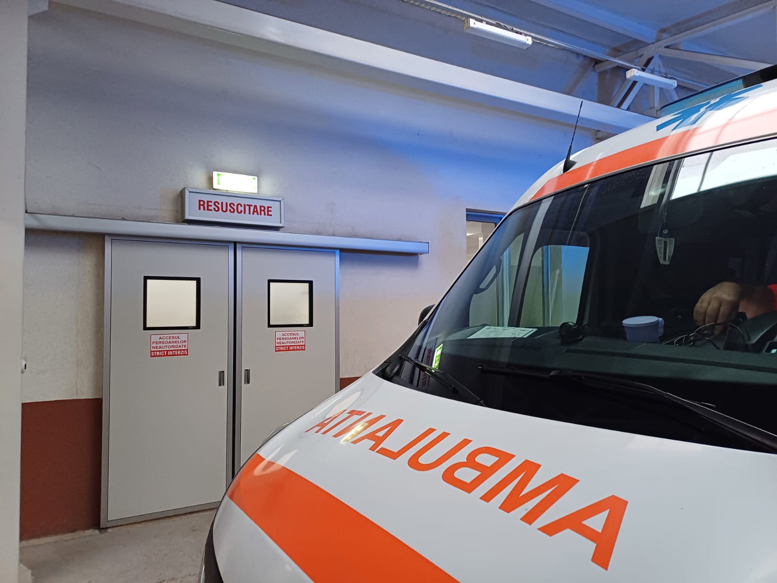 Tragedie în Botoșani: O femeie a murit în fața liceului textil