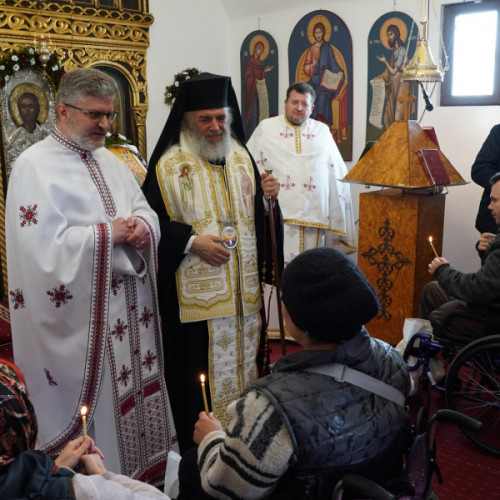 Hram la bisericuța cartierului "Dimitrie Cantemir" de către credincioșii din Galați și protiat de Ierarhul Casian