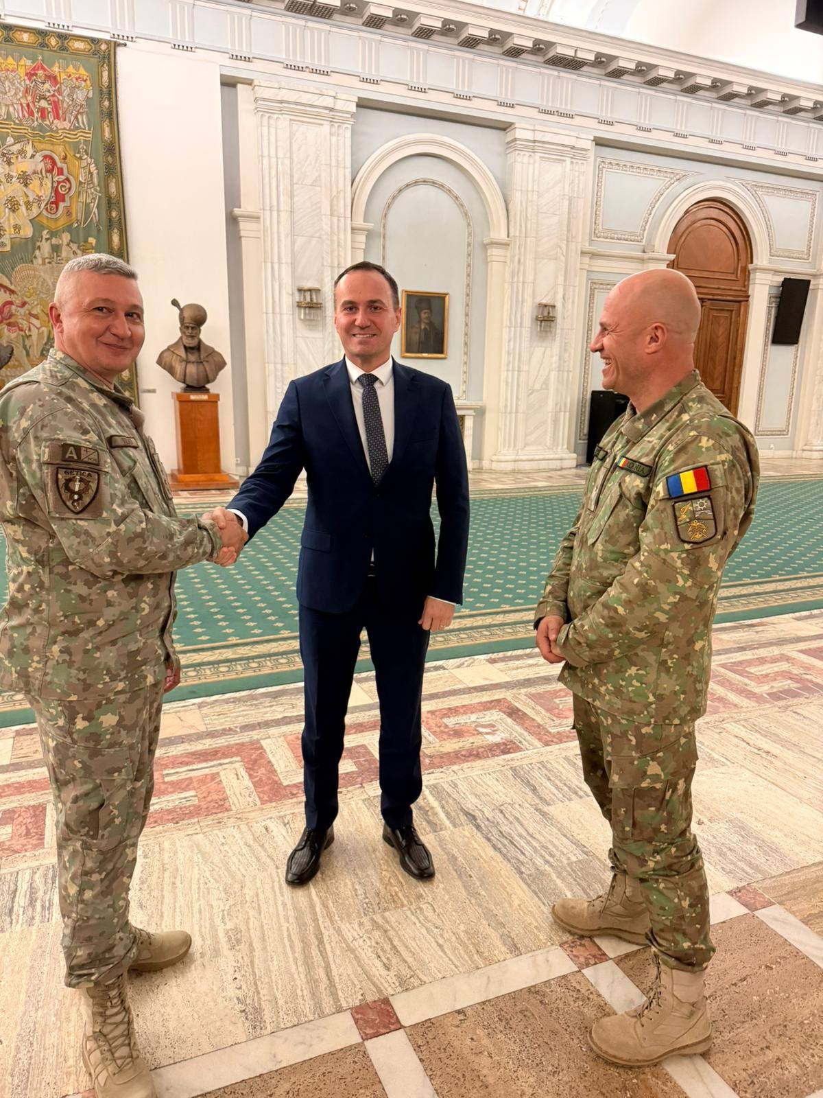 Parlamentul României aprobă amplasarea avioanelor americane pe teritoriul național